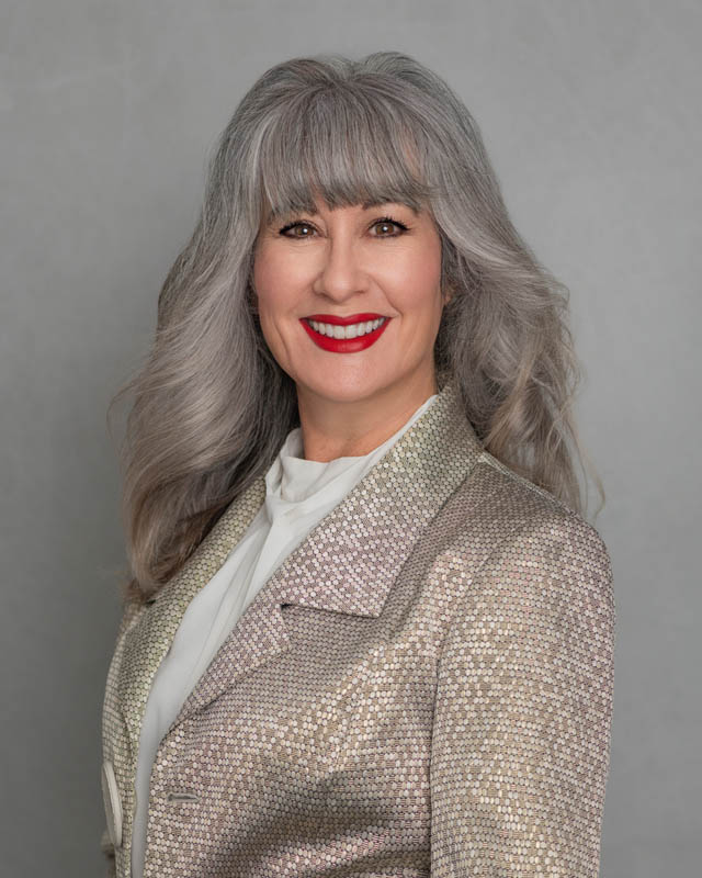 Paula Lee